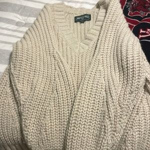American Eagle Sweater
